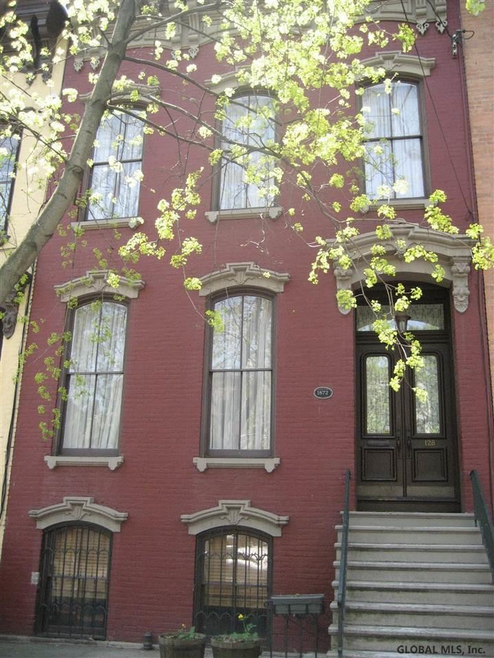 128 Chestnut St, Albany, NY 12210 - photo 1