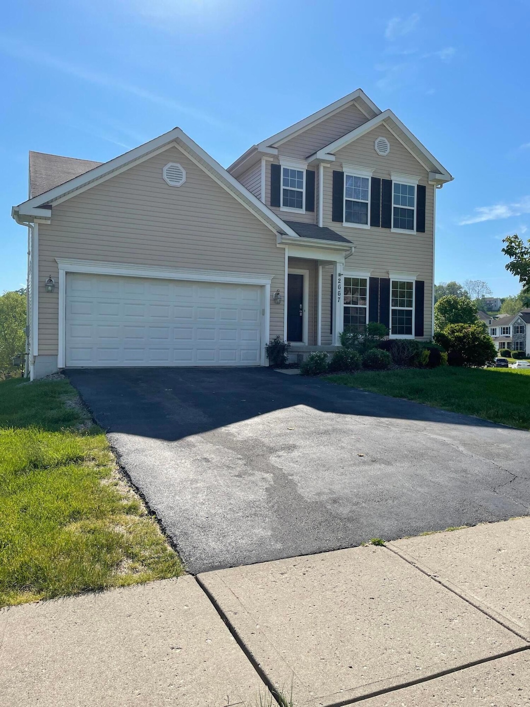 2667 Upland View