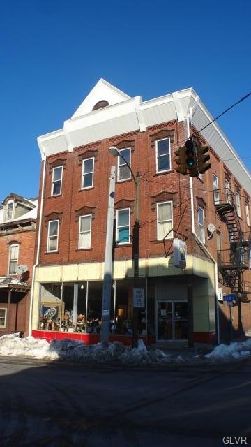 691 Main St unit 3S, Slatington, PA 18080 - photo 1