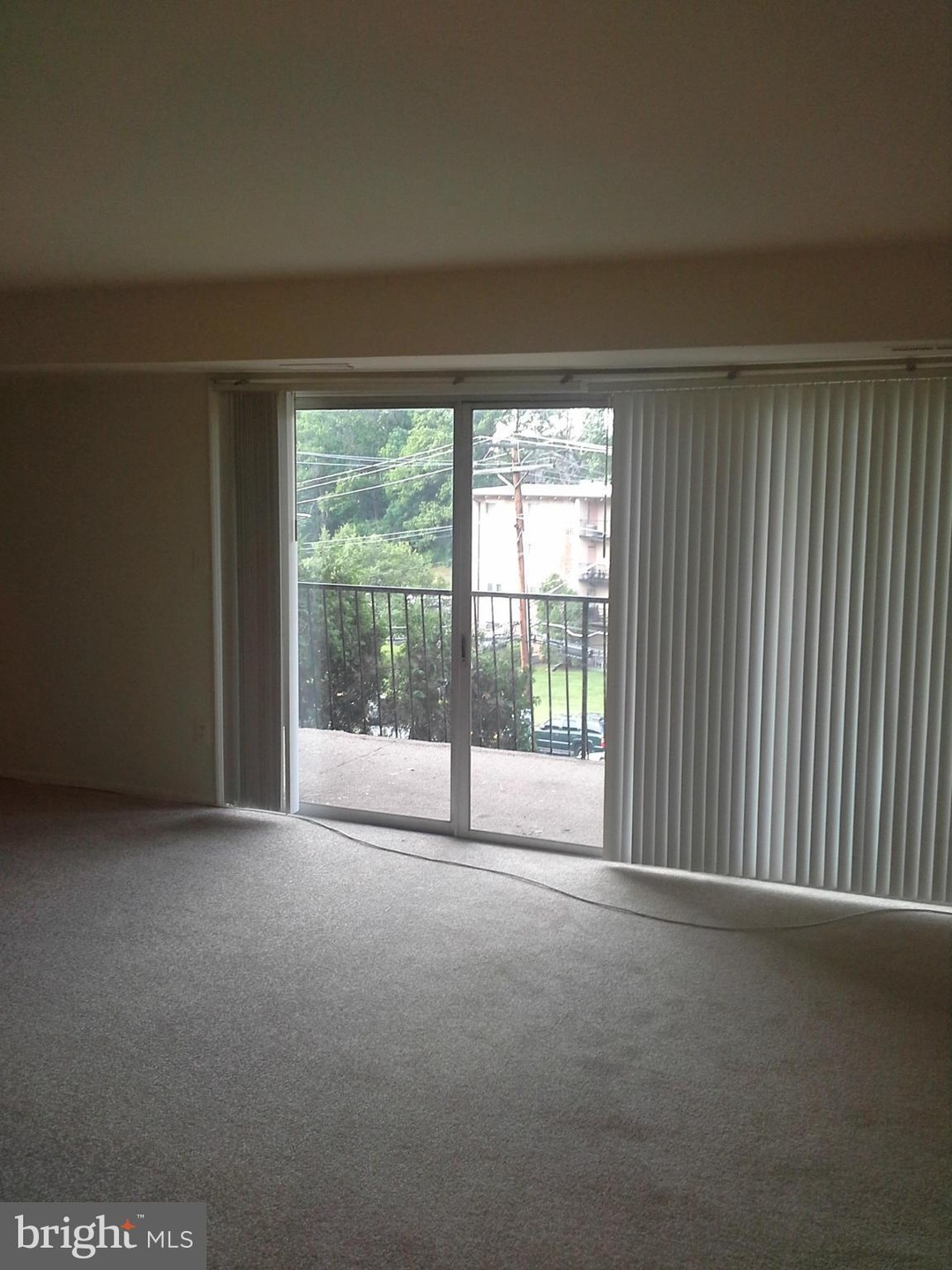 5502 Karen Elaine Dr unit 926, New Carrollton, MD 20784 - photo 1