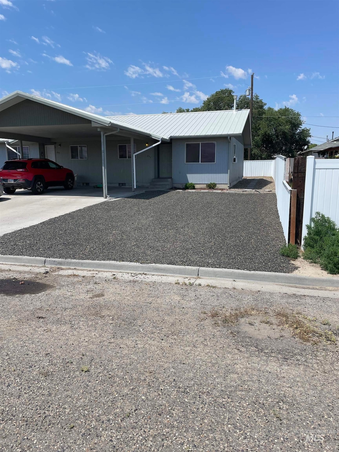 For Sale $320,000 • Co-Listing Agent