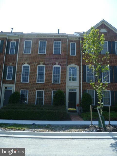 23608 Overlook Park Dr, Clarksburg, MD 20871 - photo 1