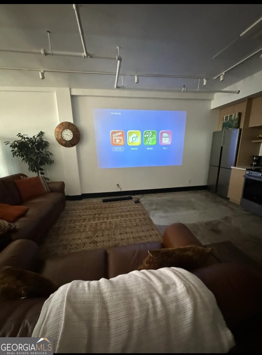 For Rent $2,300/month