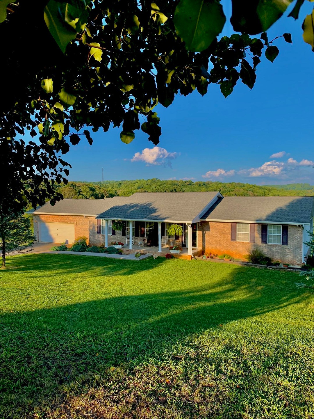 488 Kenneth Roach Ln, Rutledge, TN 37861 - photo 1