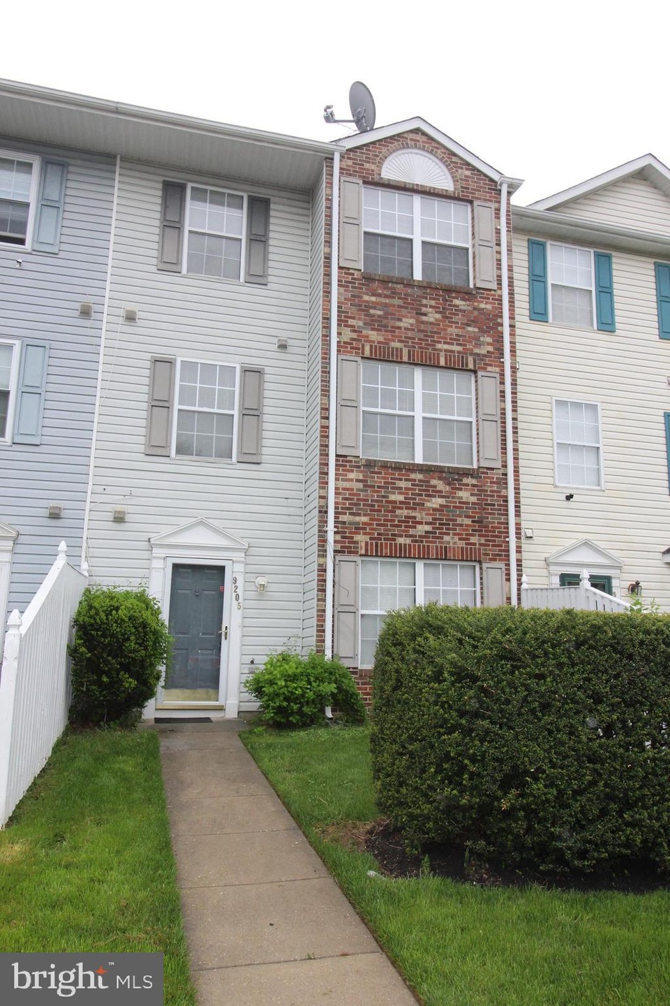 9205 Leigh Choice Ct, Owings Mills, MD 21117 - photo 1