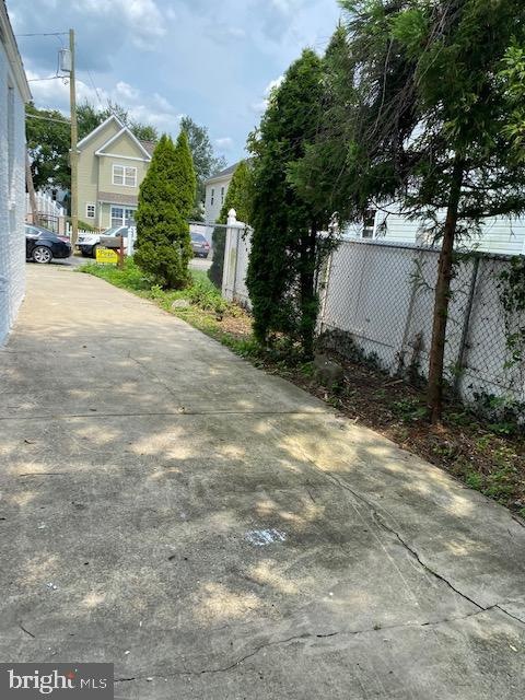 631 Beideman Ave, Camden, NJ 08105 - photo 1