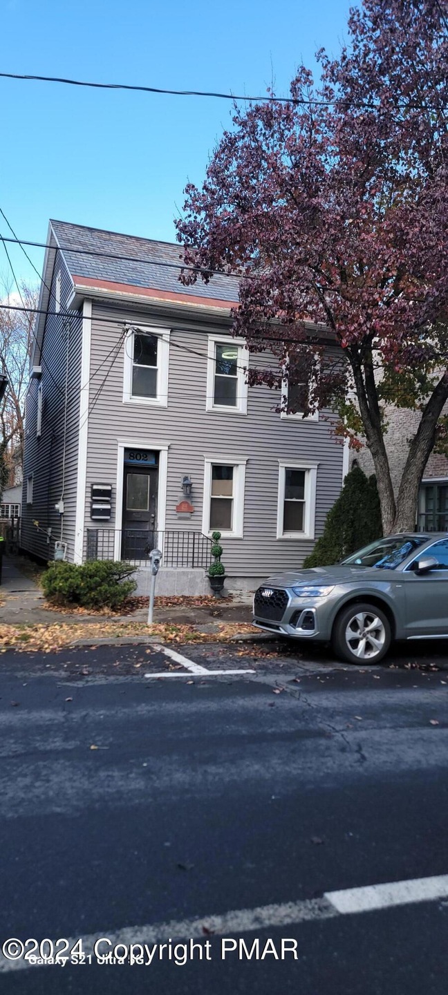 802 Monroe St unit 2, Stroudsburg, PA 18360 - photo 1