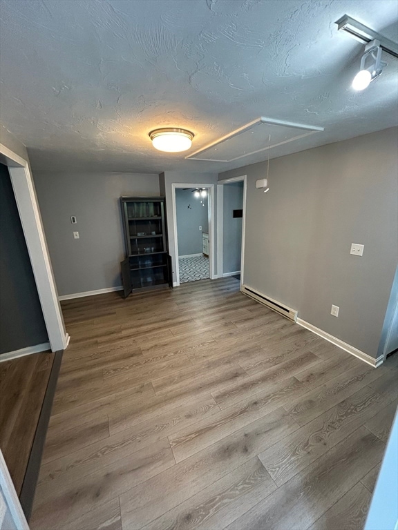 For Rent $1,400/month