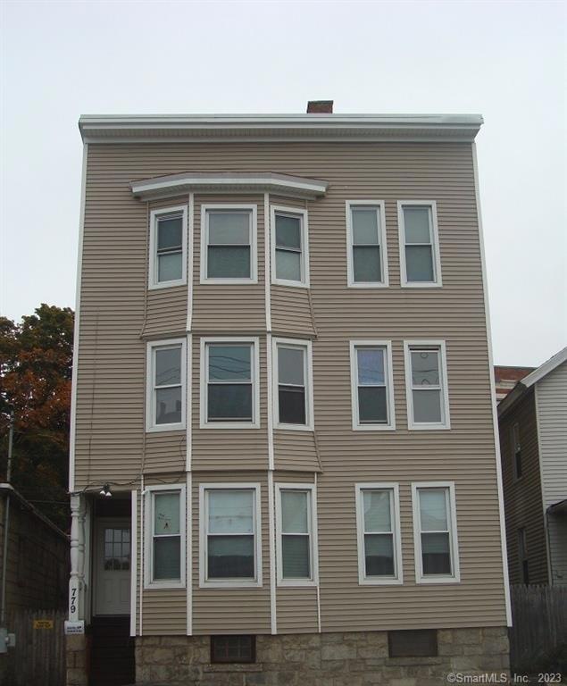 779 E Main St unit 2nd floor, Waterbury, CT 06702 - photo 1