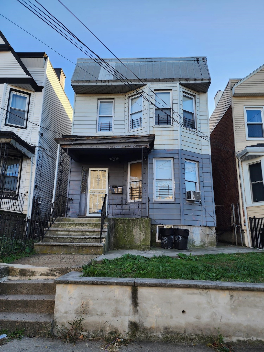 267 Forrest St, Jersey City, NJ 07304 - photo 1