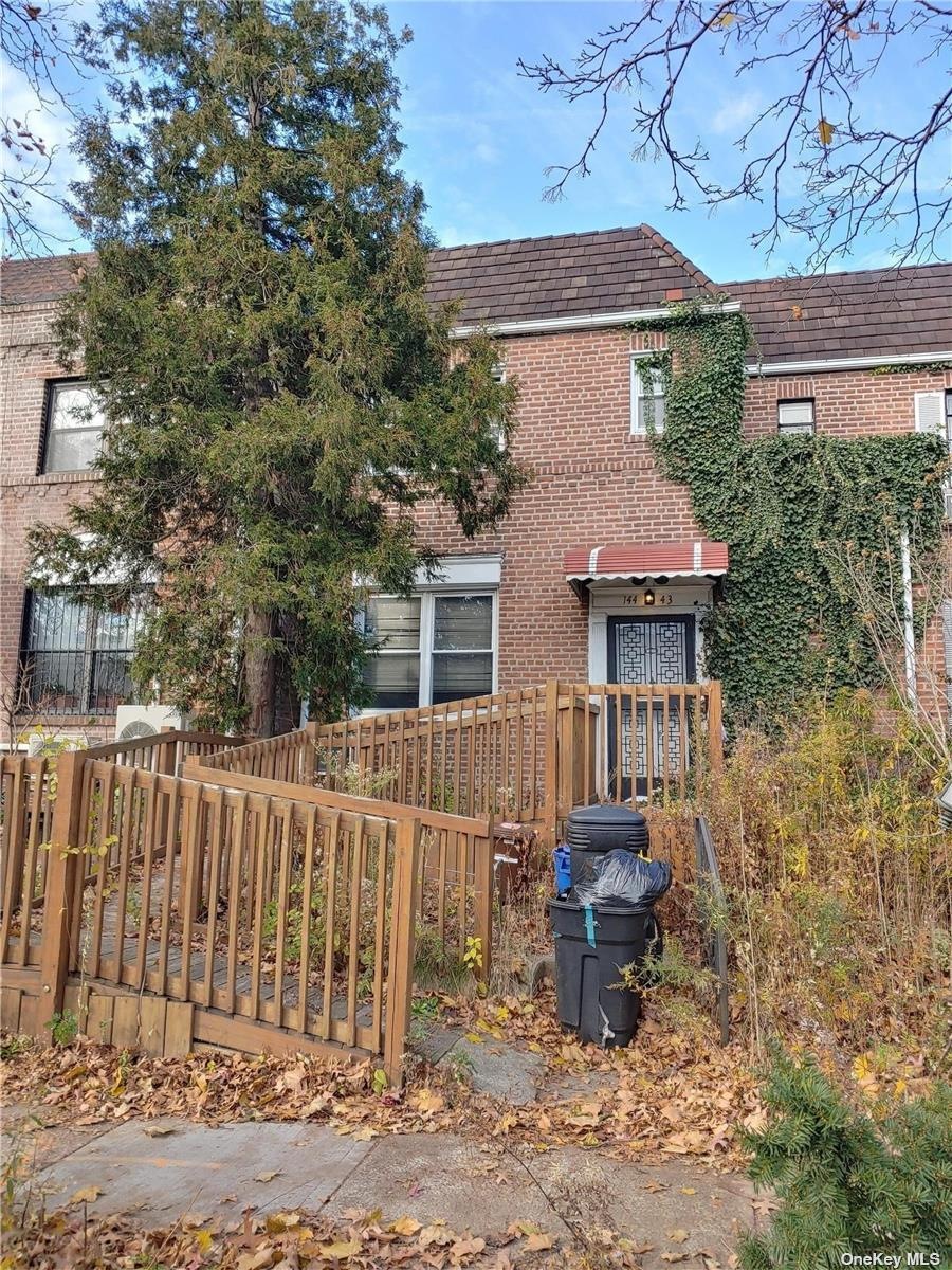 Sold $773,800 • Co-Listing Agent