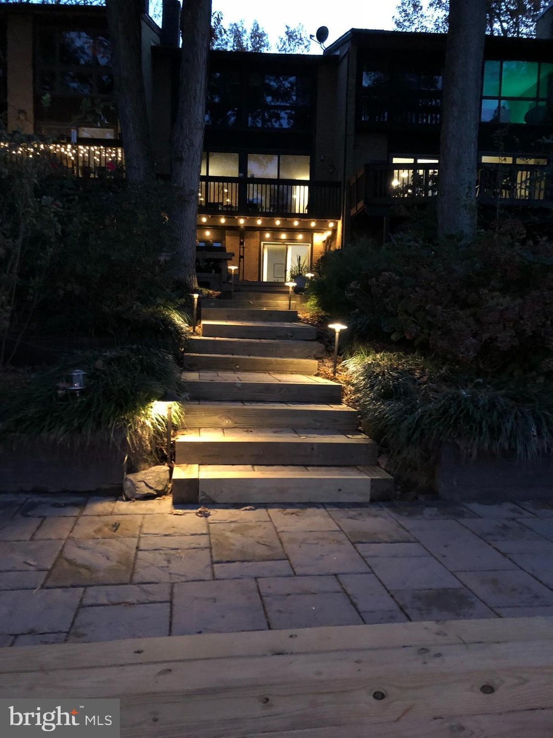 2012 Lakebreeze Way, Reston, VA 20191 - photo 1