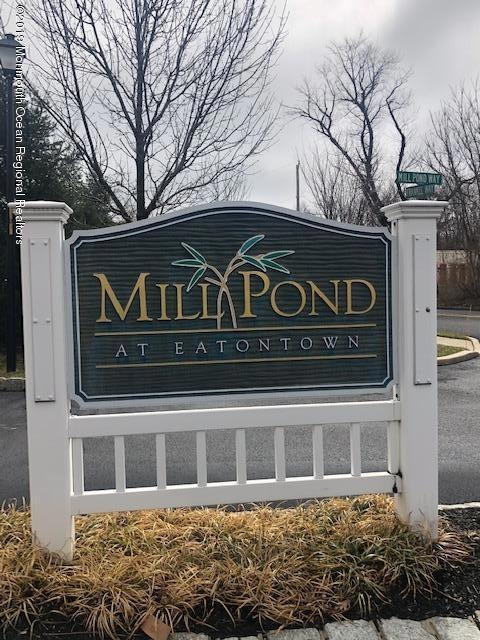 226 Mill Pond Way unit 38, Eatontown, NJ 07724 - photo 1