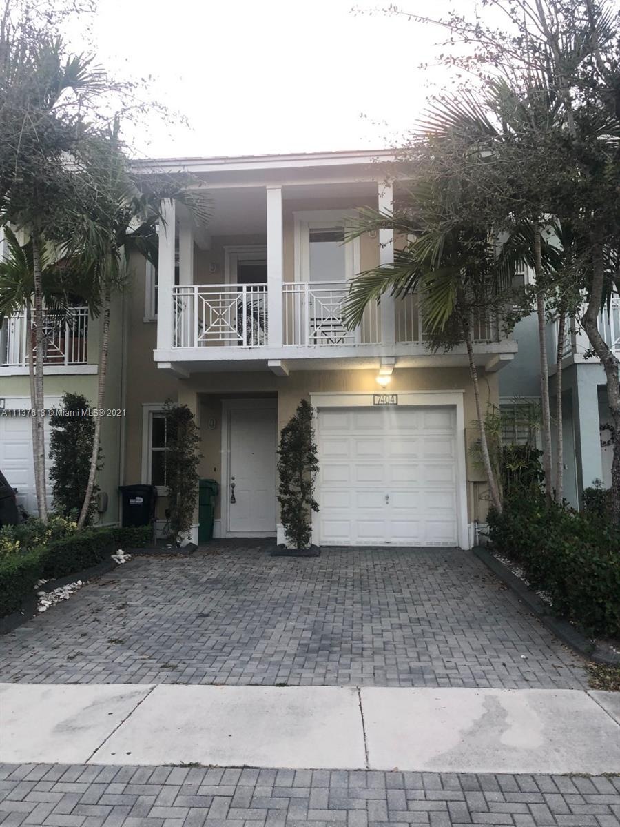 7404 NW 108th Path, Doral, FL 33178 - photo 1