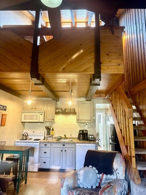 1 Bed & Loft in Chalet Village