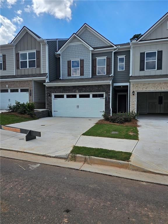 For Rent $2,500/month