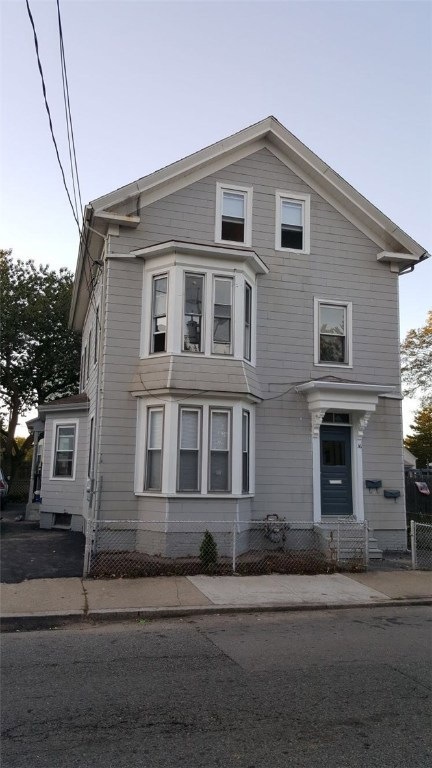 36 Vandewater St, Providence, RI 02908 - photo 1