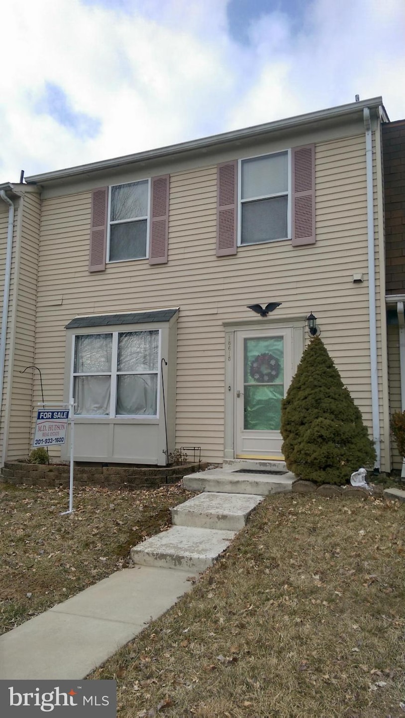 18615 Winding Creek Place, Germantown, MD 20874 - photo 1