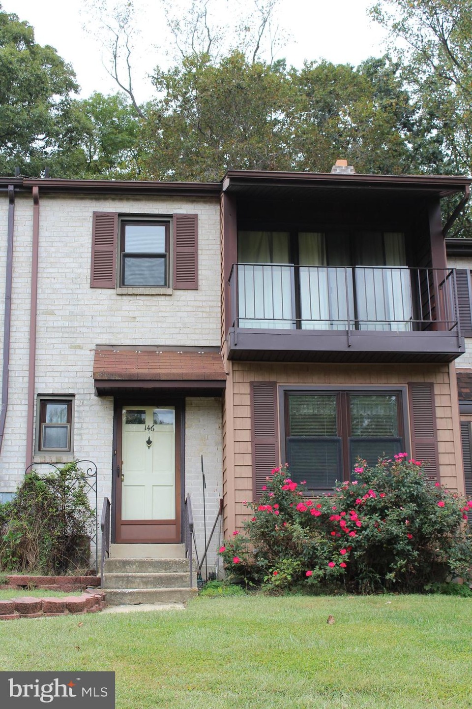 146 Bishop Dr, Aston, PA 19014 - photo 1