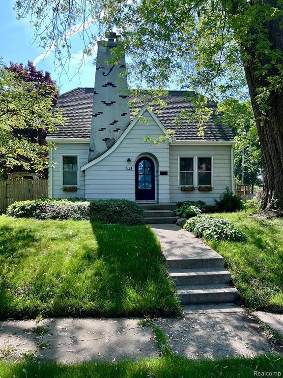 318 Marquette St, Flint, MI 48504 - photo 1