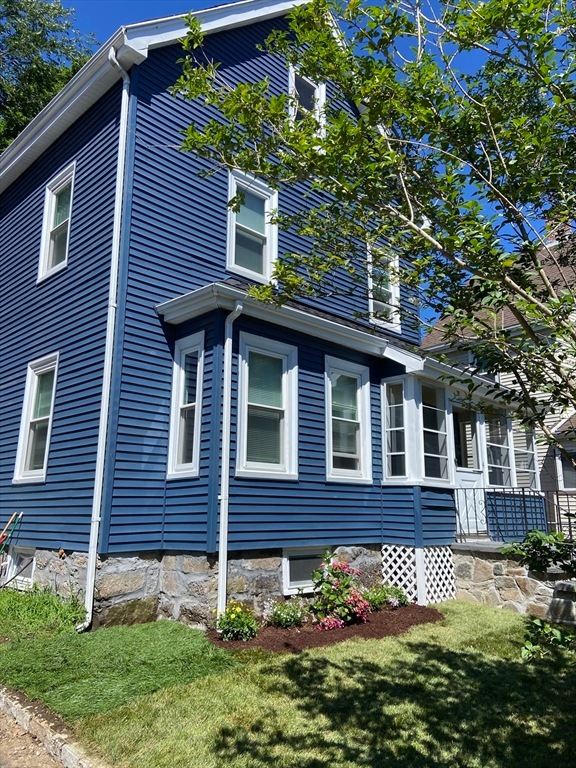 4 Wilkins Place, Roslindale, MA 02131 - photo 1