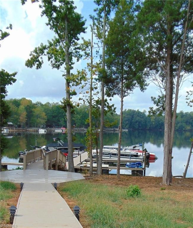 PIER W/DEEDED BOAT SLIP