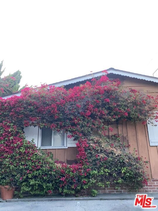 For Rent $1,900/month