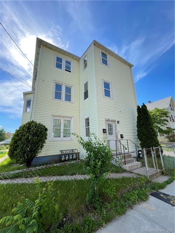 260 Washington St unit 2, New Britain, CT 06051 - photo 1