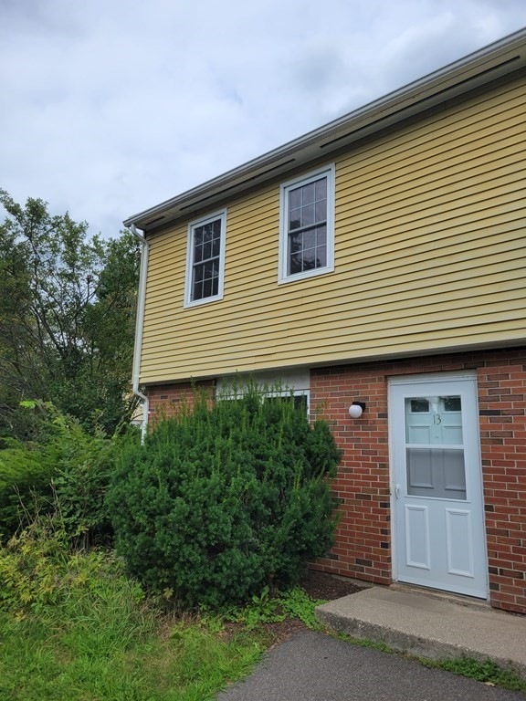 252 West St unit 13, Amherst, MA 01002 - photo 1