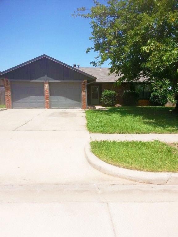 1513 NE 6th St, Moore, OK 73160 - photo 1