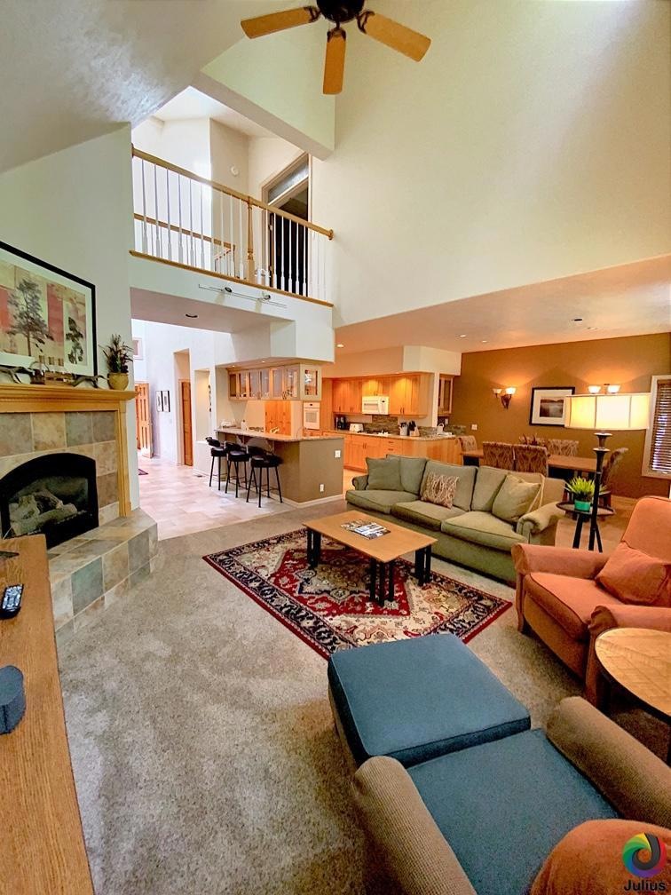 56982 Peppermill Ct unit 5-F, Sunriver, OR 97707 - photo 1