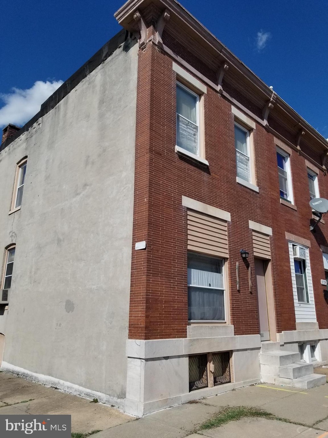 3118 E Monument St, Baltimore, MD 21205 - photo 1