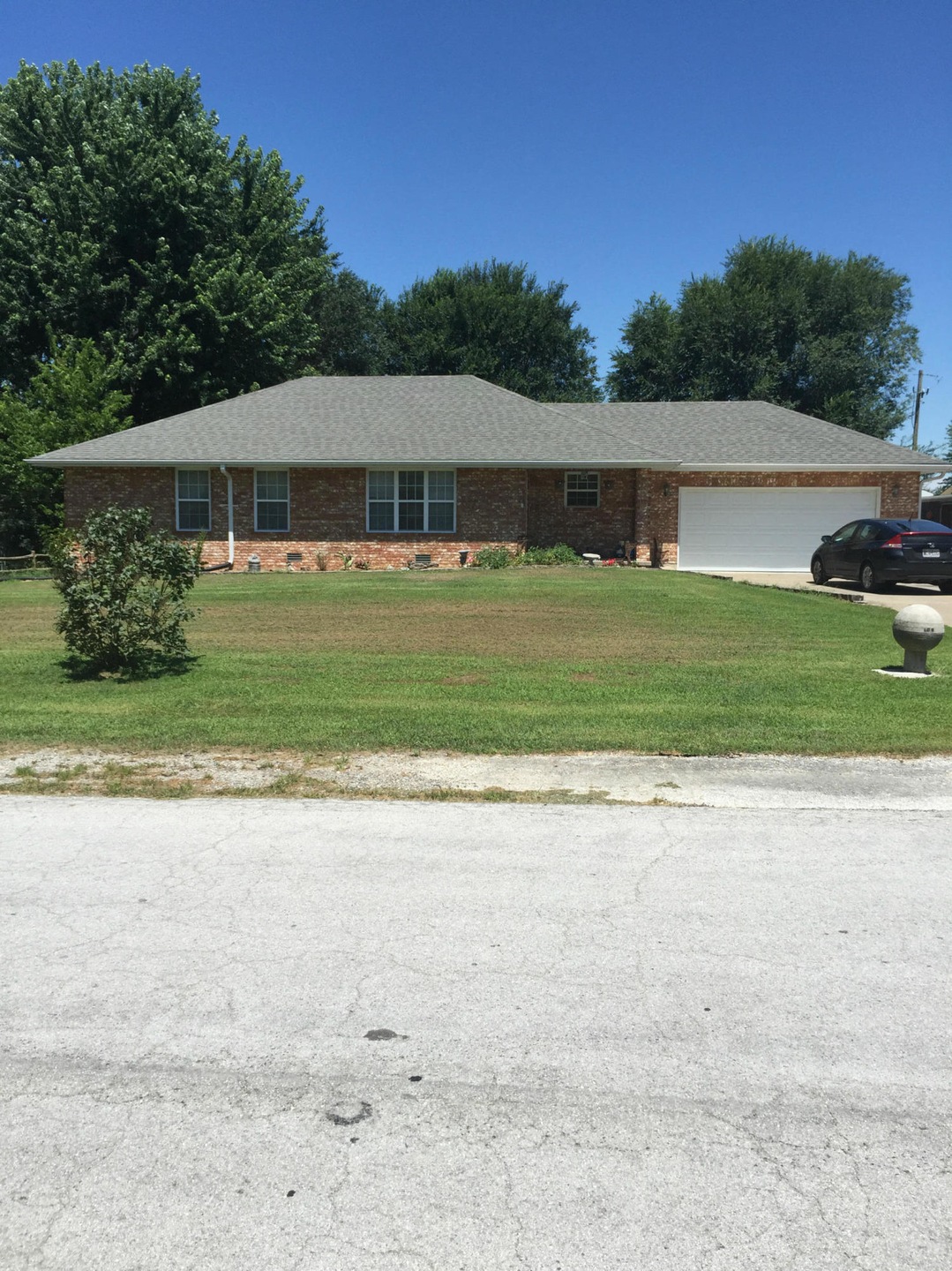 105 oak nixa1