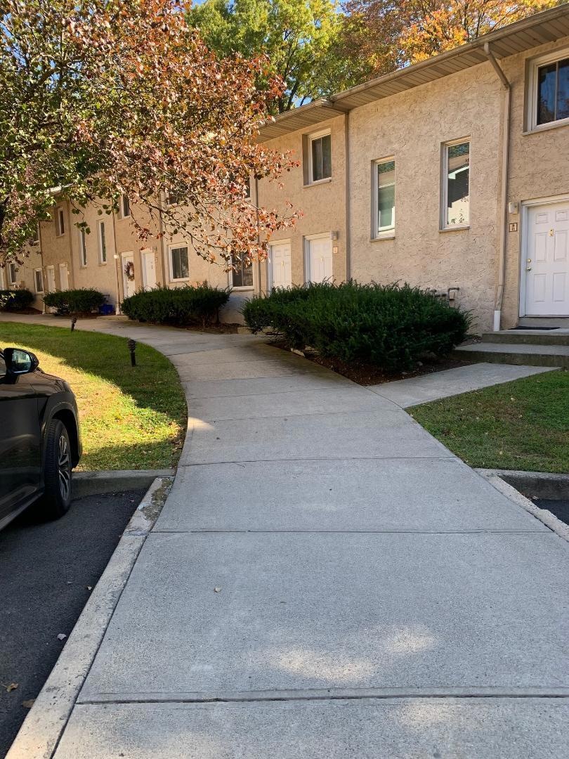 85 N Middletown Rd unit D9, Nanuet, NY 10954 - photo 1