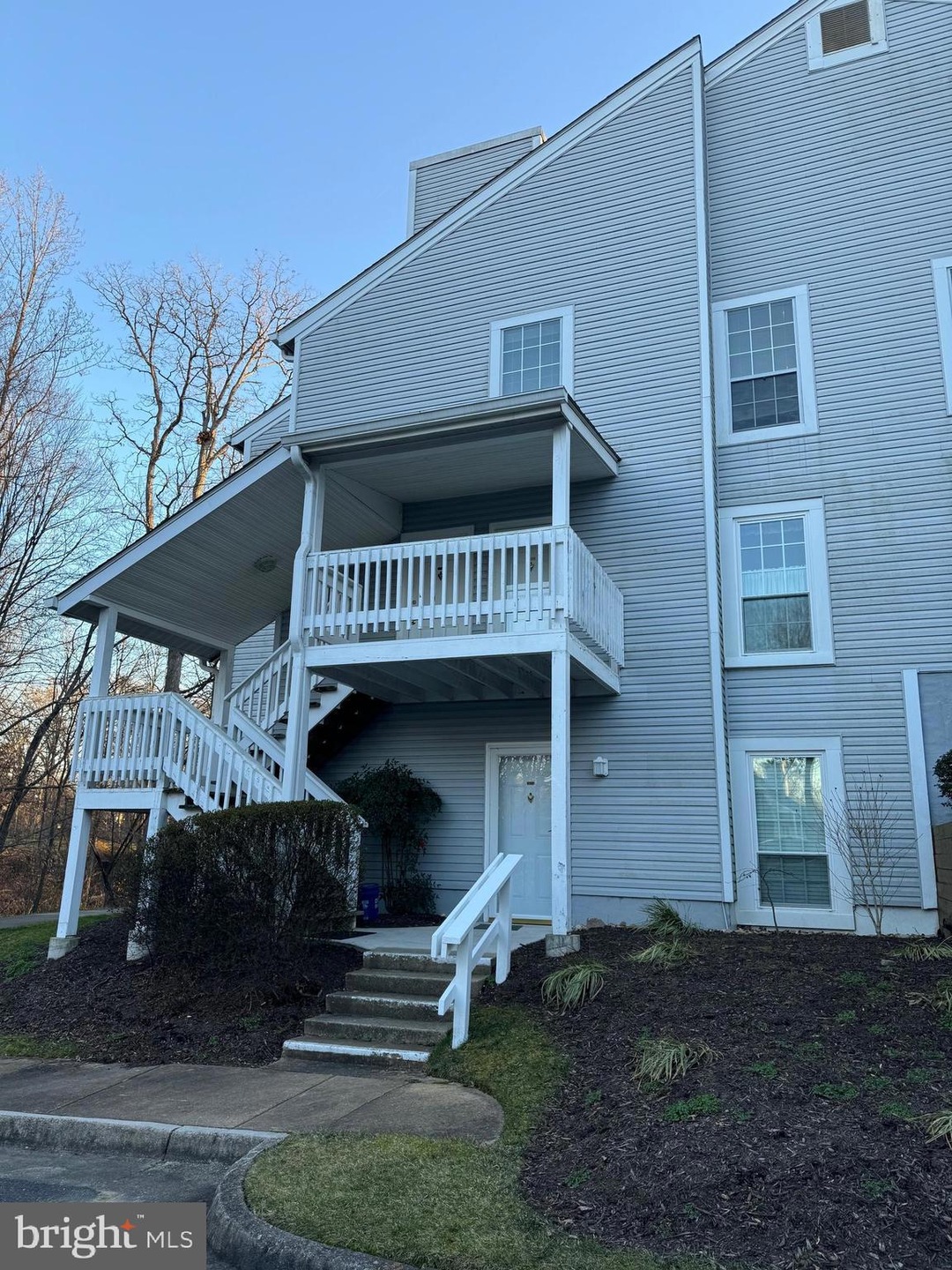 11948 Cardamom Dr, Woodbridge, VA 22192 - photo 1