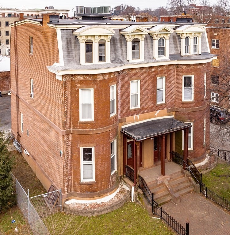 Sold $630,000 • Co-Listing Agent