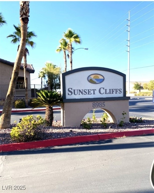 8985 S Durango Dr unit 2164, Las Vegas, NV 89113 - photo 1