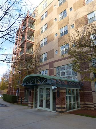 Crescent Park Condominiums unit 403, Woburn, MA 01801 - photo 1