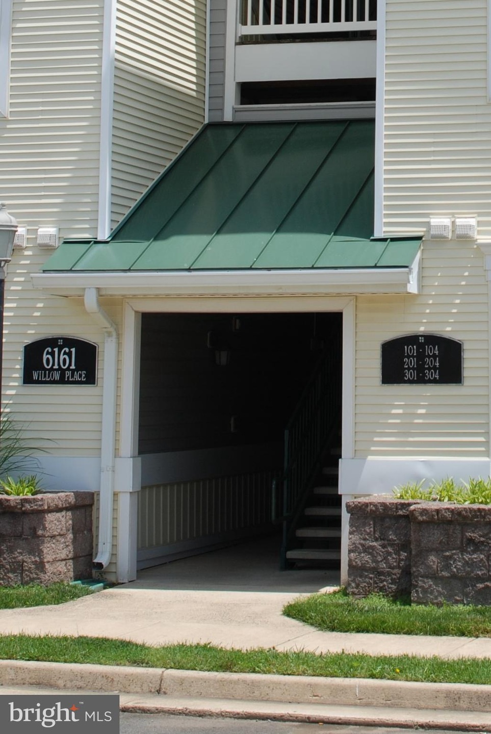 6161 Willow Place unit 202, Bealeton, VA 22712 - photo 1