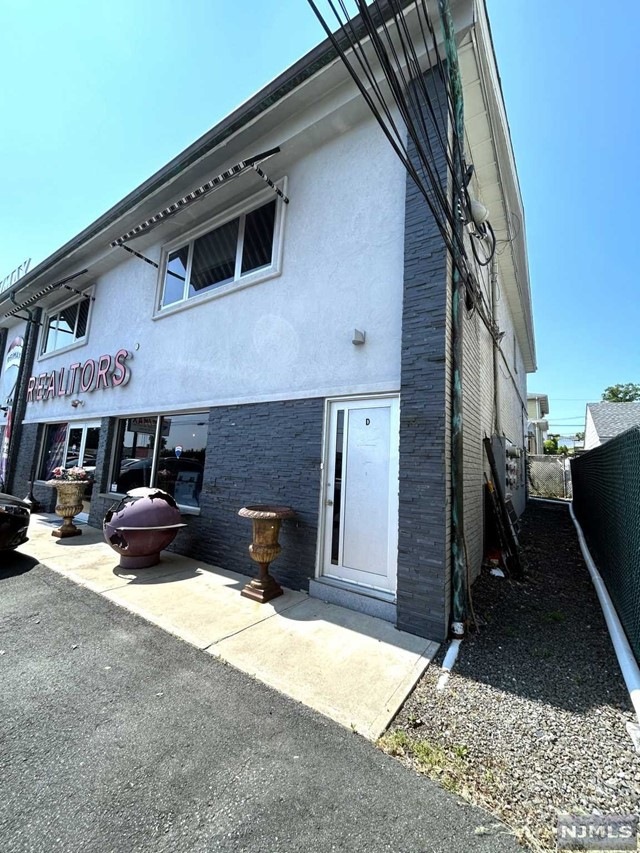 29-35 Herman St unit D, Elmwood Park, NJ 07407 - photo 1