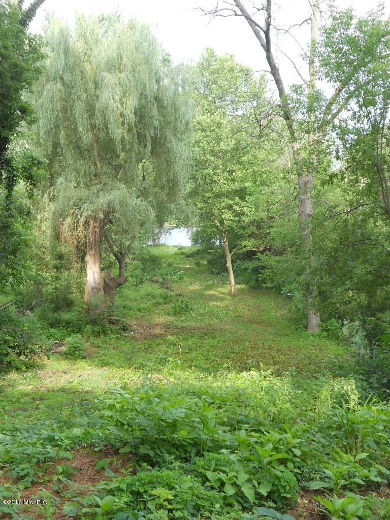 3369 Briggs Blvd NE, Grand Rapids, MI 49525 - photo 1