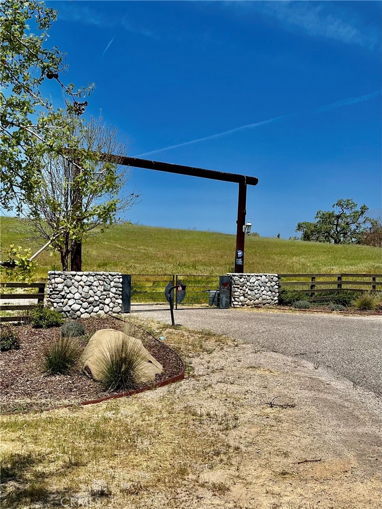 2770 Creston Ridge Ln, Paso Robles, CA 93446 - photo 1