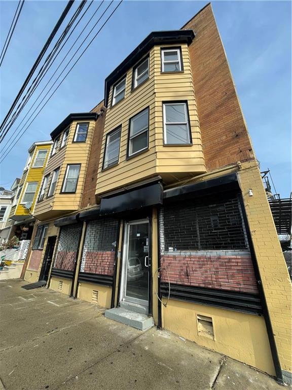 501 N Front St unit 2A, Allentown, PA 18102 - photo 1