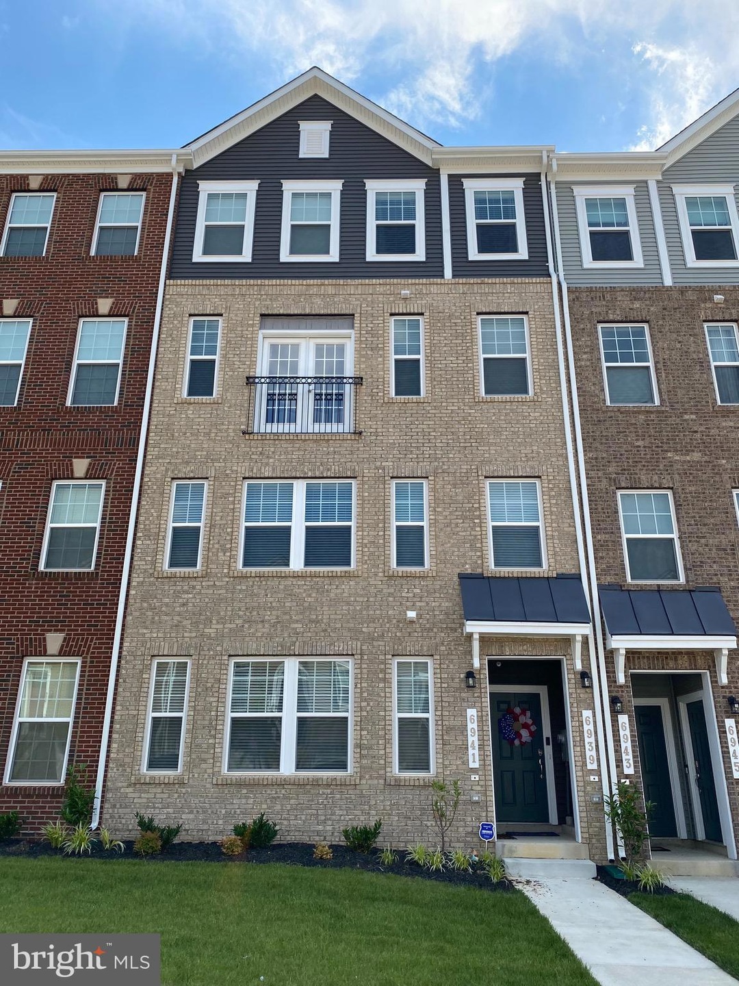 6939 Stoddert Ln, Landover, MD 20785 - photo 1