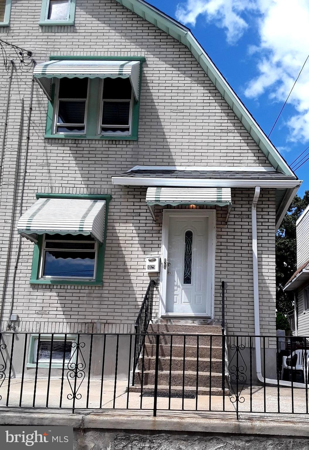 1029 Andrews Ave, Darby, PA 19023 - photo 1