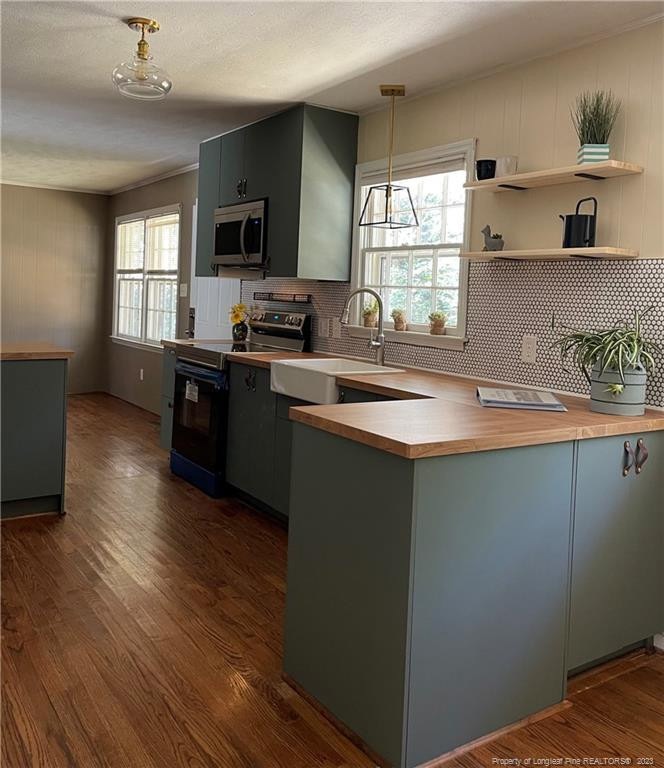 256 Westwood Dr, Fayetteville, NC 28303 - photo 1