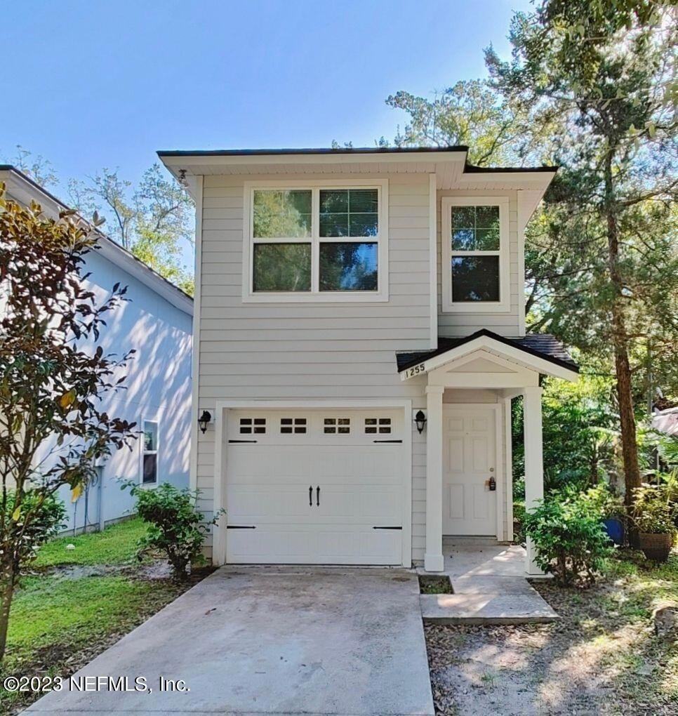 1255 Pangola Dr, Jacksonville, FL 32205 - photo 1