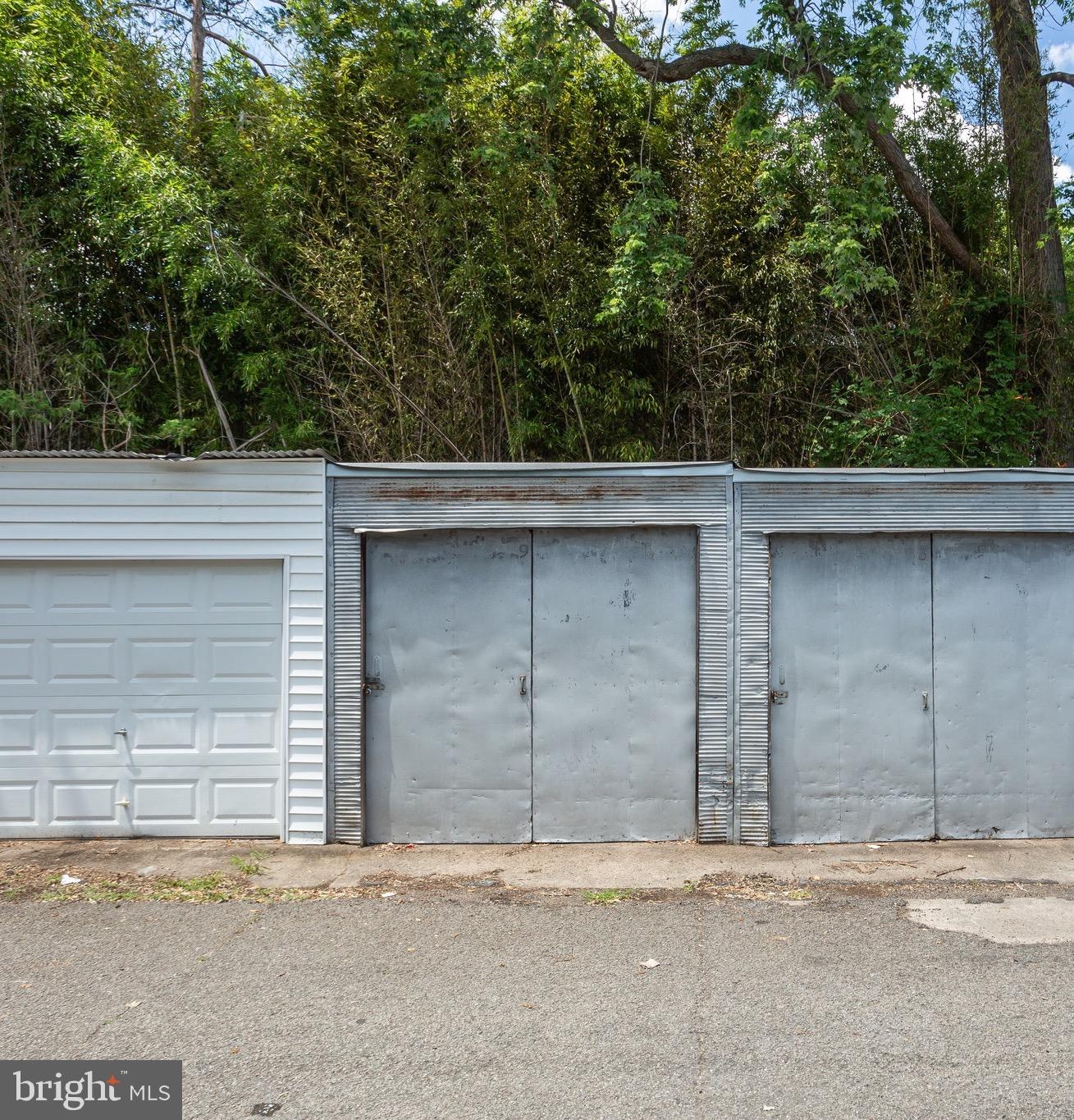 1718 34th St NW unit GARAGE, Washington, DC 20007 - photo 1