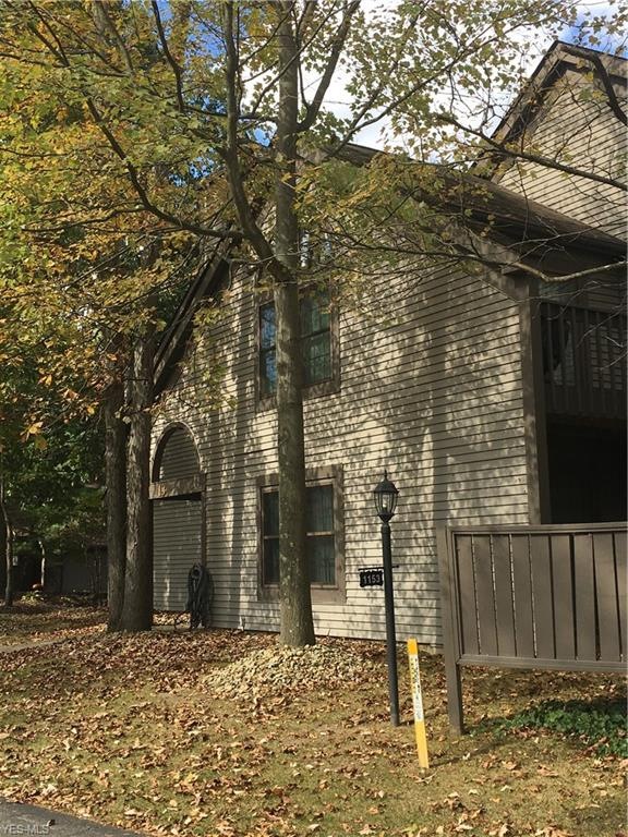 1153 Red Tail Ct Entrance