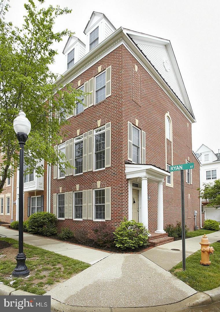 For Rent $2,900/month